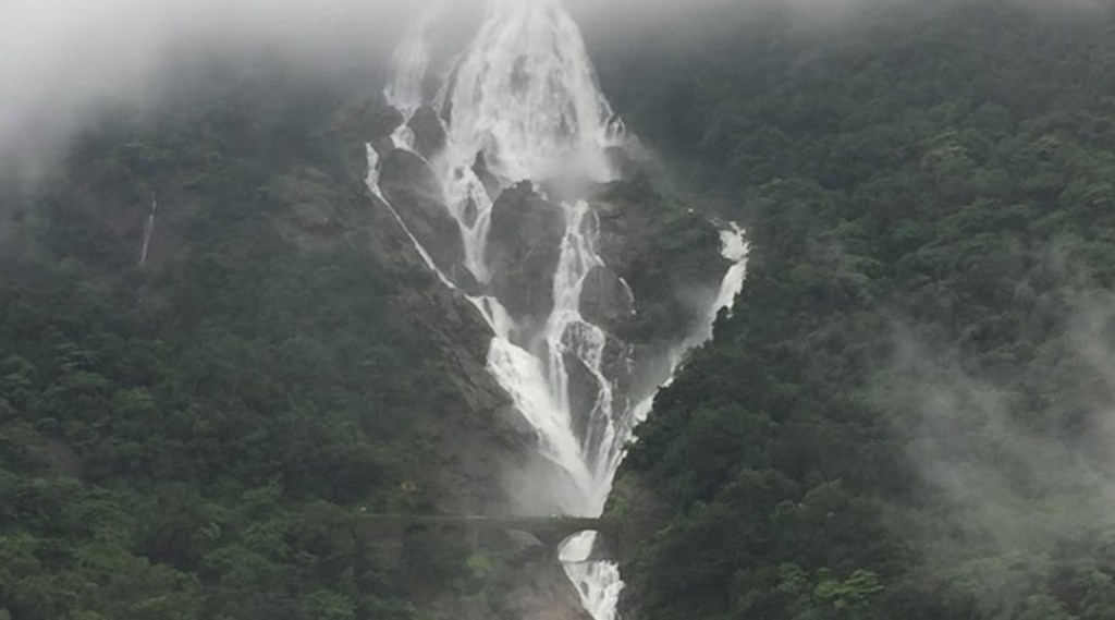 Dudhsagar Waterfalls, Goa